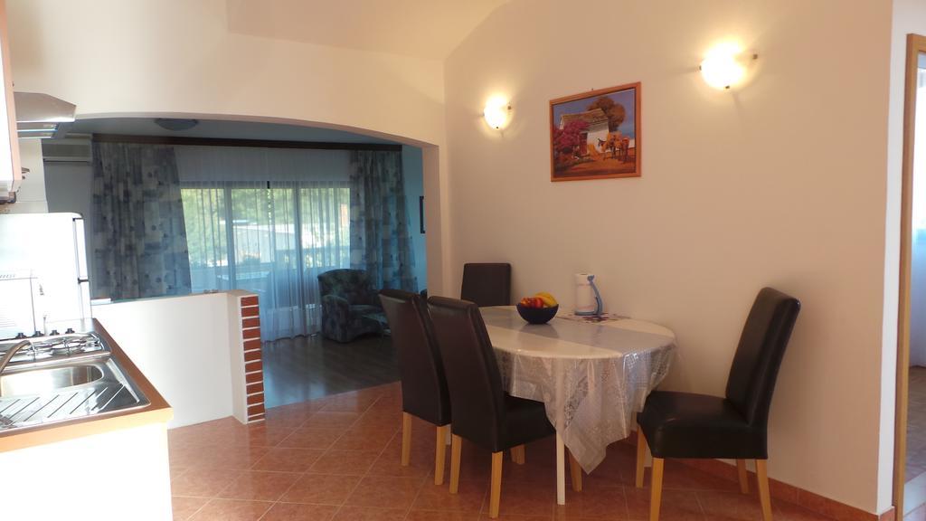 Apartment Zaton  Esterno foto